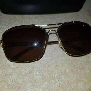 Oakley aviator sunglasses
